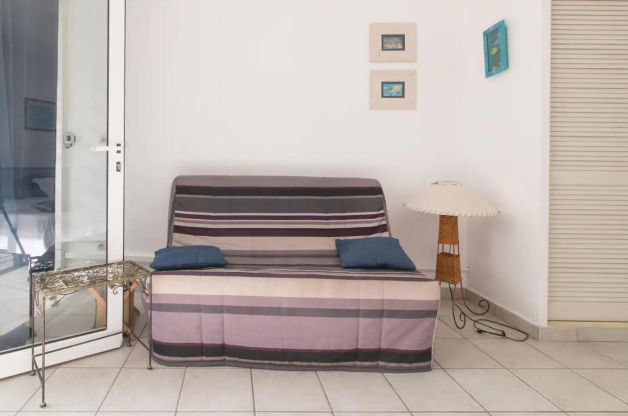 Un Pied-A-Terre Face A La Marina Apartment Le Marin Ngoại thất bức ảnh